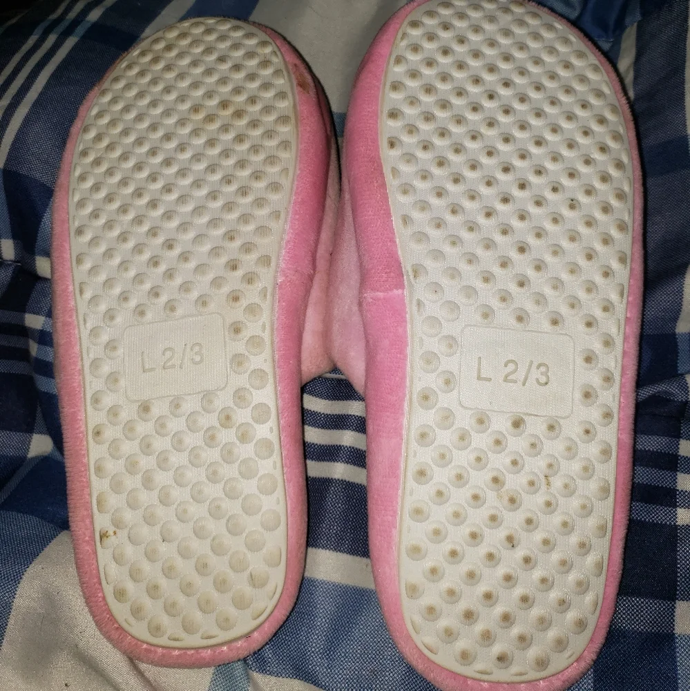Girls slippers
